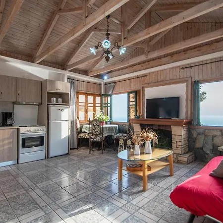 Pefki Βίλα Agalás